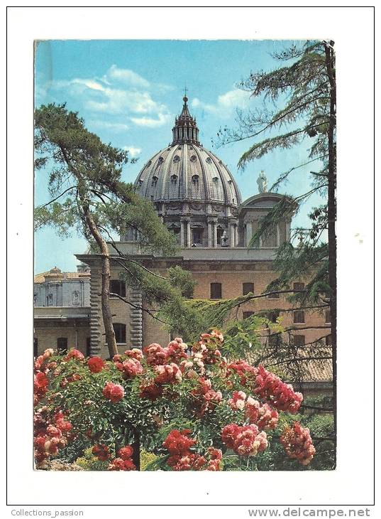 Cp, Vatican, Coupole De St-Pierre Des Jardins Du Vatican, Voyagée 1975 - Vatikanstadt