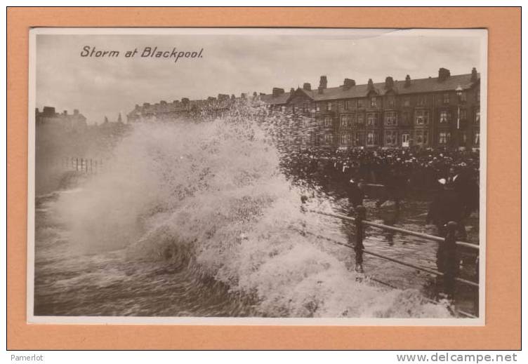 England Engleterre Blackpool  (Storm At Blackpool) Animated Carte Photo Postale Postcard Photograph - Blackpool