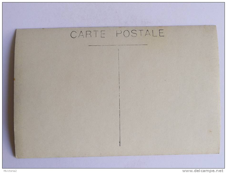 Carte Photo De Militaires Et De Leurs Infirmières - Personnages