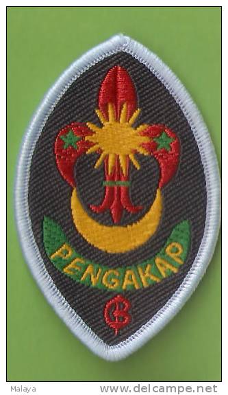 Malaysia School Scout With Crescent Patch - Patches