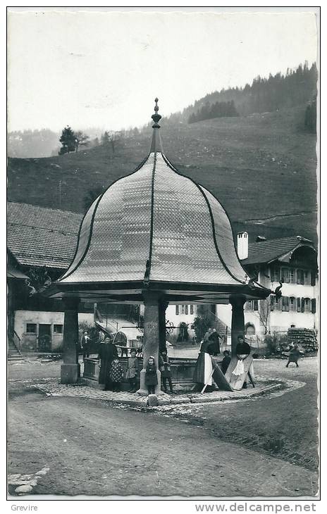 Lessoc, La Célèbre Fontaine Animée, Lessiveuses, Attelage - Lessoc