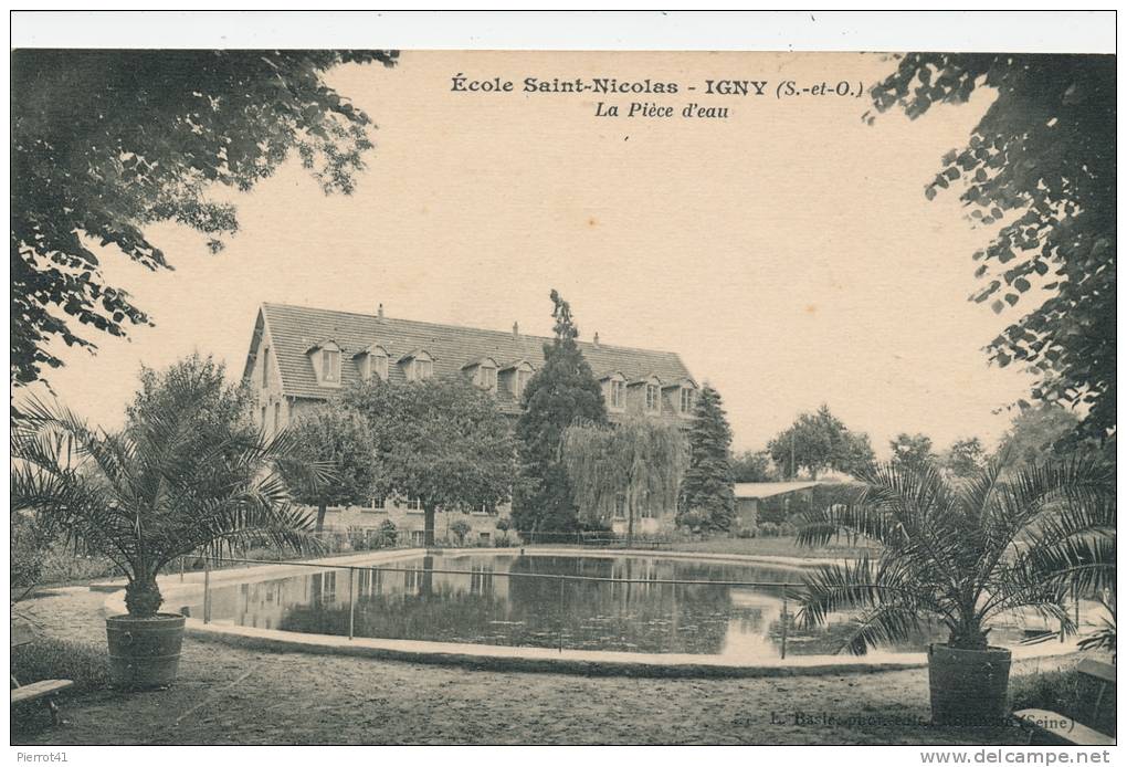 IGNY - École Saint Nicolas - La Pièce D'Eau - Igny