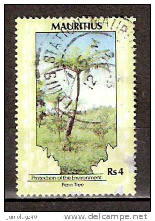 Timbre Maurice 1989 Y&T N°709 Oblitéré. Fern Tree. Rs4. Cote 1.00 € - Maurice (1968-...)