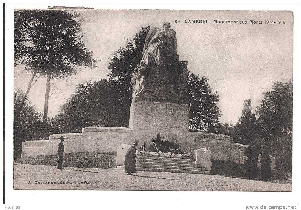 89 - CAMBRAI -  Monument Aux Morts 1914-1918 - Cambrai