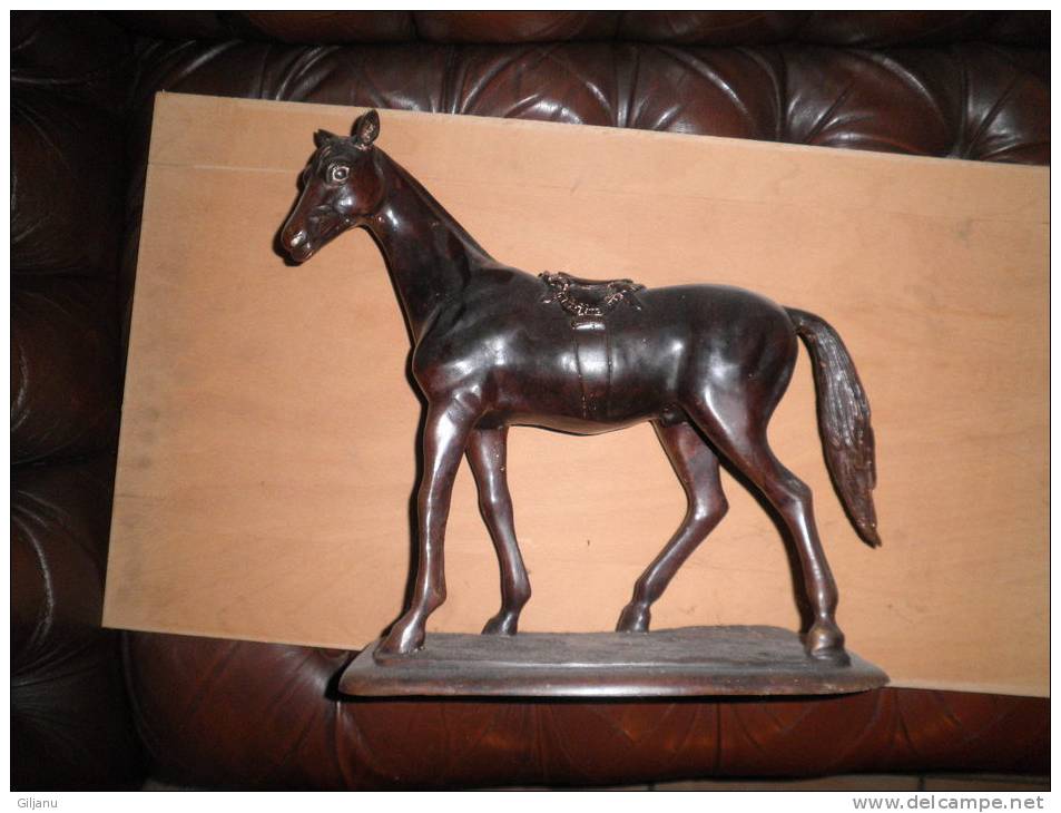 BEAU CHEVAL BRONZE - Bronzes