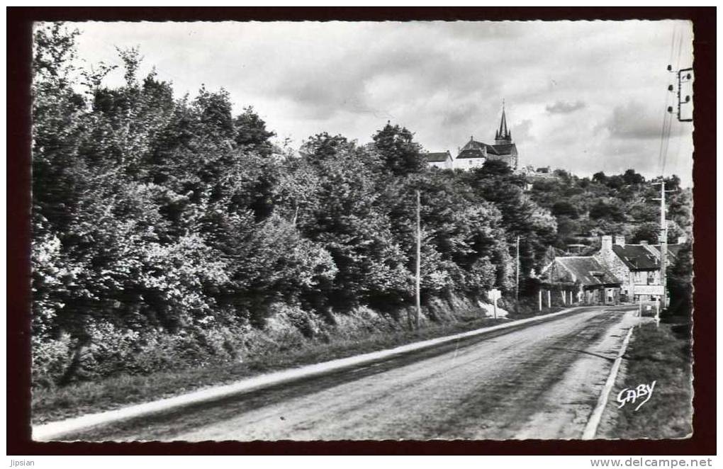 Cpsm Du 61  Juvigny Sous Andaine  Route D' Alençon  LEM29 - Juvigny Sous Andaine