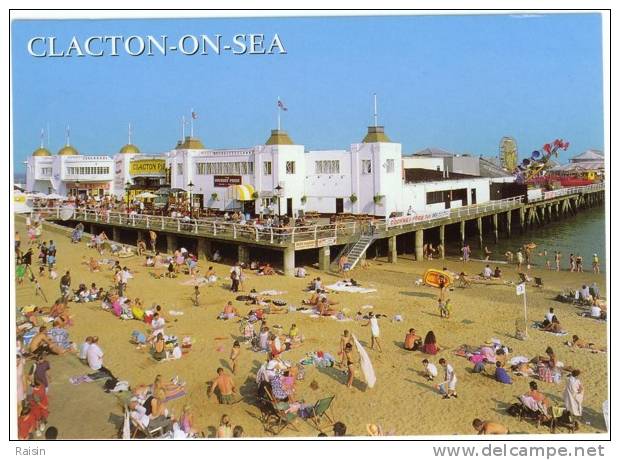 Angleterre Clacton-on-Sea The Pier Approach  Non Circulé TBE - Clacton On Sea