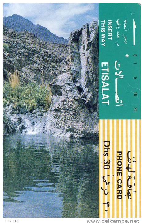 TELECARTES - EMIRATS ARABES UNIS - United Arab Emirats Arabes Unis Etisalat 30 Dhs, étang Montagne, Lake Mountains - United Arab Emirates