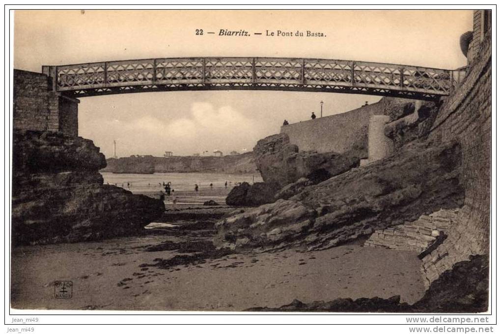 64 - BIARRITZ - LOT DE 4 CARTES - Le Pont De Basta - Un Goupe De Pecheurs - La Plage - Le Port Vieux - Biarritz
