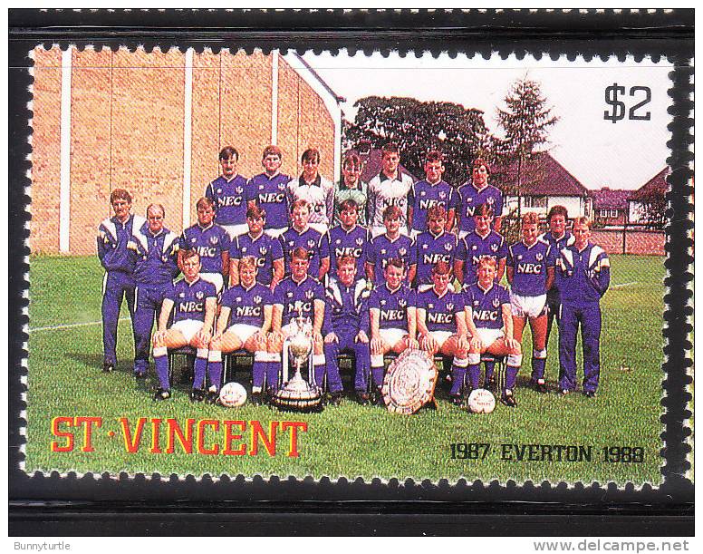 St Vincent 1987 Soccer Teams Everton MNH - St.Vincent (1979-...)