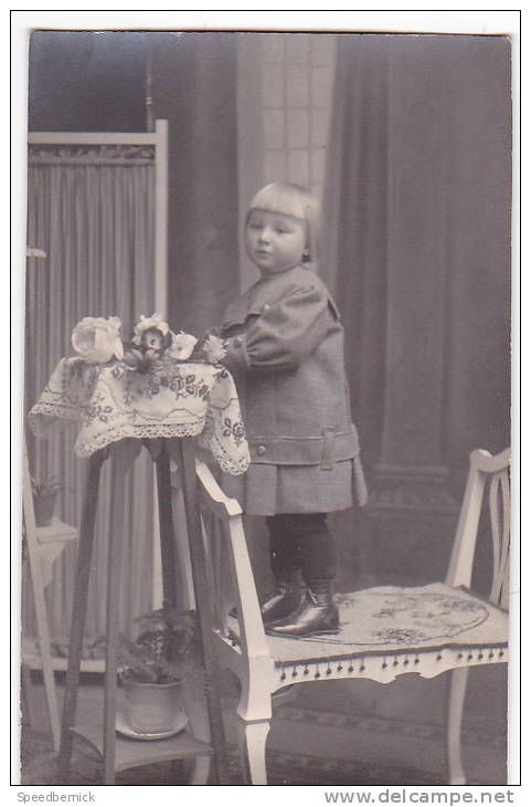 19625 Carte Photo  Enfant Bebe F Sans Doute Du Photographe Leclercq à Pont à Celles - Pont-a-Celles