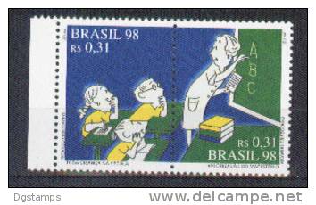 Brasil 1998 YT2383-84 ** Educacion: Todos Los Niños A La Escuela. Mejoramiento De La Enseñanza. Education: All Children - Ungebraucht