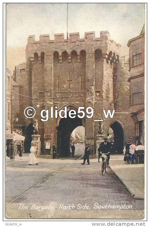 SOUTHAMPTON - The Bargate, North Side (animée) - Southampton