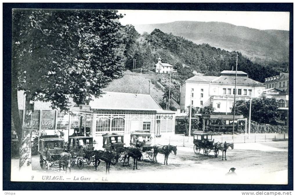 CPA.. URIAGE. La Gare. - Uriage