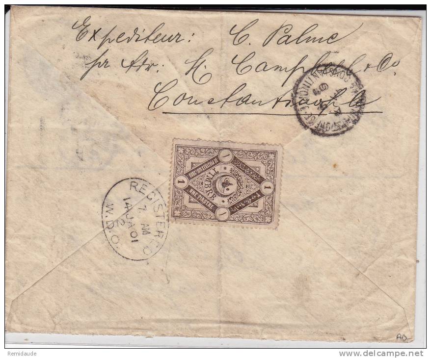 LEVANT ANGLAIS - 1901 - ENVELOPPE ENTIER POSTAL RECOMMANDEE CHARGEE De CONSTANTINOPLE (TURQUIE) Pour LONDRES - FISCAL - Levante Britannico