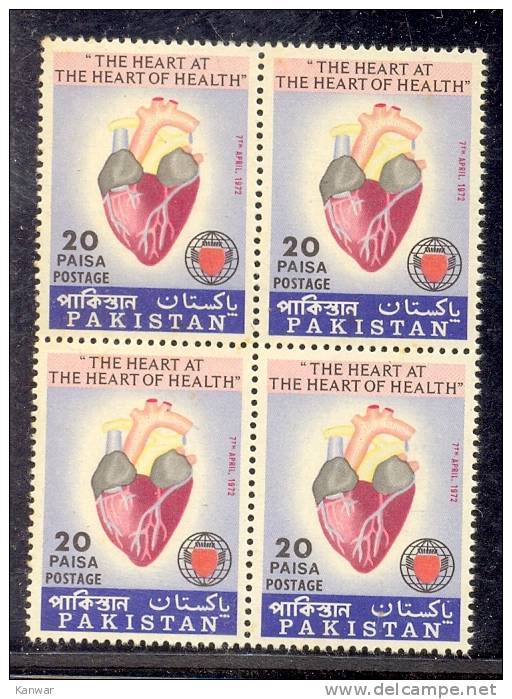 1972 PAKISTAN WORLD HEALTH DAY HEART MEDICAL BLOCK OF 4 UMM. - Pakistan