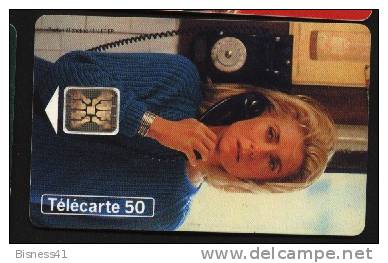 Télécarte 50u Utilisée Luxe    Deneuve Cinéma 8         F551  Du 04/ 1995 - “600 Agences”