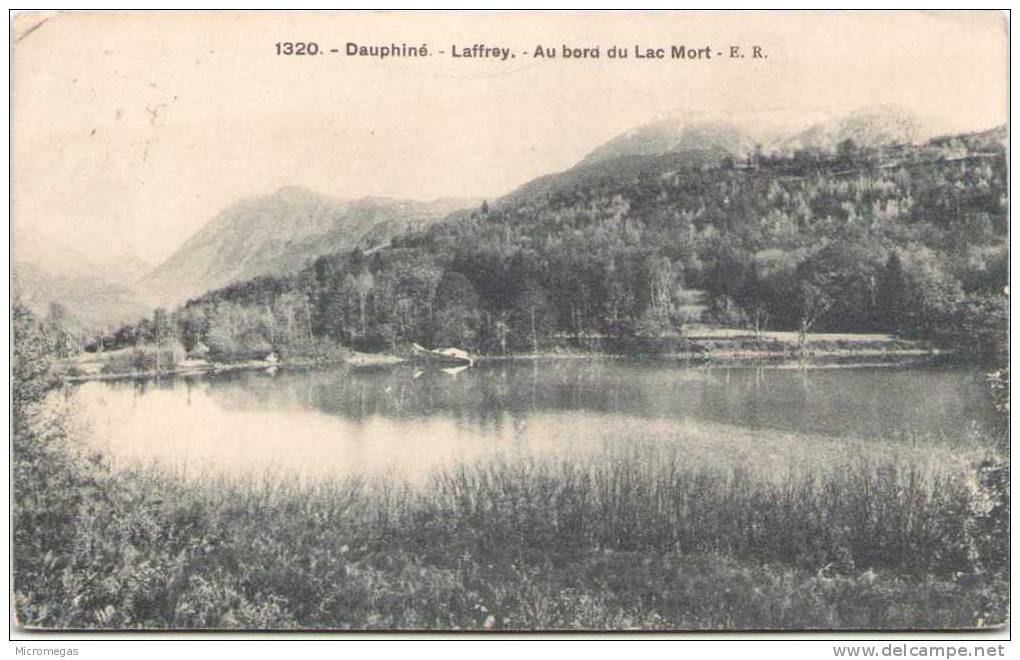 LAFFREY - Au Bord Du Lac Mort - Laffrey