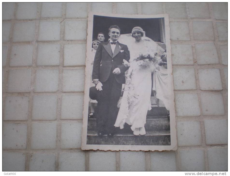 Photographie Noir Et Blanc Couple De Mariés Années 1934 - Non Classés