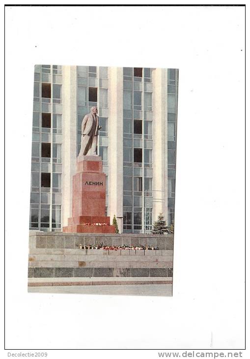 ZS17171 Monument Of Lenin On Victory Square Kisinev  Not   Used Good Shape - Moldavie