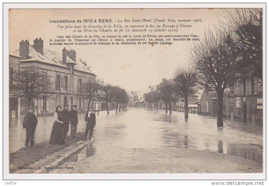 CPA YONNE 89 SENS   Inondation  Janvier 1910  La Rue Saint Blond (Emile Zola) - Sens