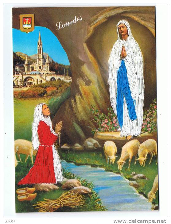 Carte Religieuse  Lourdes   Brodée - Ricamate