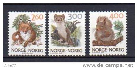 NORVEGE     Neuf  **     Y. Et T.  N°  968 / 970      Cote:  5,00  Euros - Ungebraucht