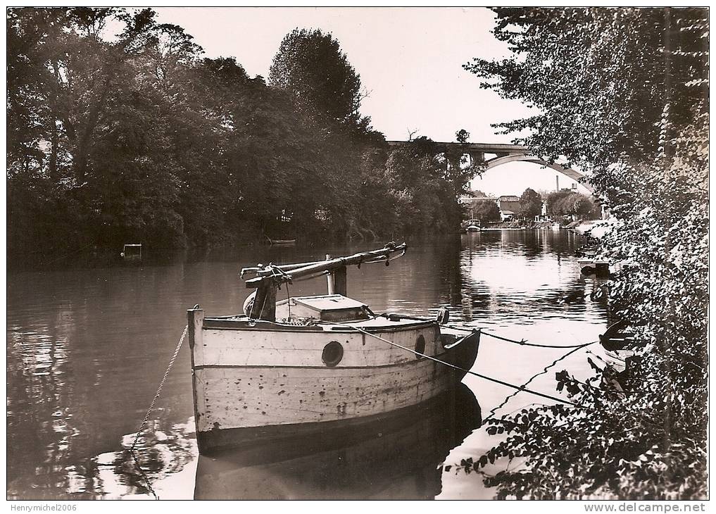 Val De Marne - Bassin De Nogent Le Perreux , Bateau A La Marne , Ed Photo Terrier - Le Perreux Sur Marne