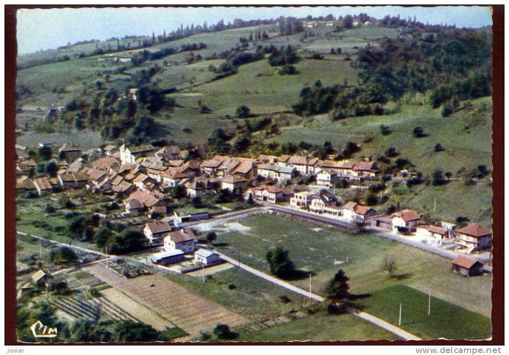 Cpsm Du 74  Frangy  Vue Générale  Aérienne  Au 1 Er Plan Terrain Des Sports  LEM31 - Frangy