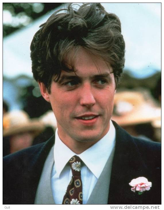 Hugh GRANT - PHOTO Véritable Grand Format Géant  = 25 X 20 Cms - Bon Etat *PRIX FIXE - Famous People