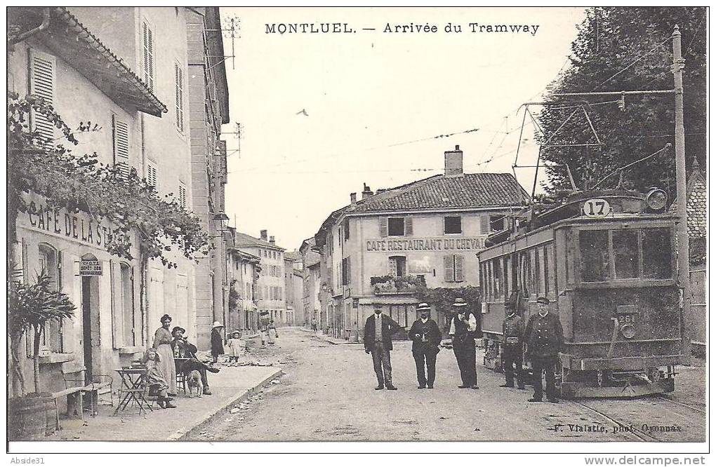 MONTLUEL - Arrivée  Du  Tramway    (parfait état) - Montluel