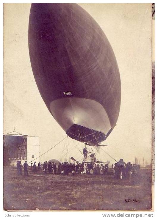 Aviation..Aérostation..D Irigeables..Zeppelins..Mo Ntgolfières....Le  Patrie - Dirigibili