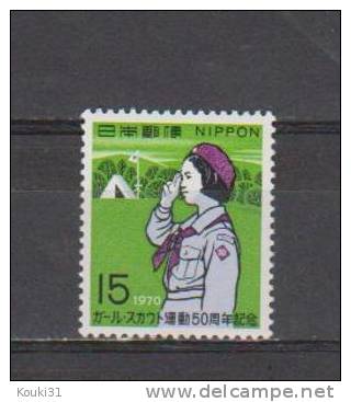 Japon YT 989 ** : Scoutisme Féminin - Neufs