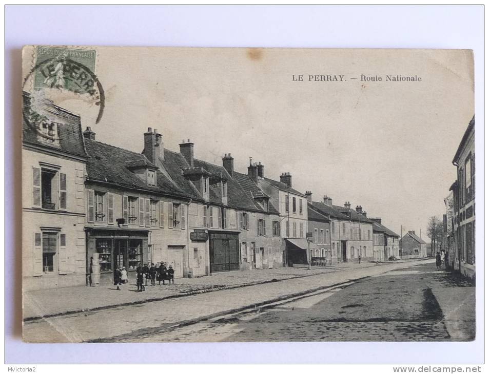 LE PERRAY - Route NATIONALE - Le Perray En Yvelines