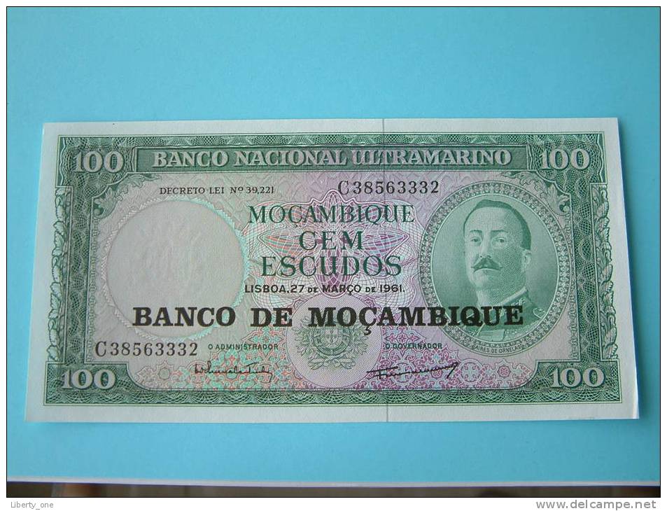 100 CEM ESCUDOS C 38563332 LISBOA 27 Março 1961 ( For Grade, Please See Photo ) ! - Mozambique