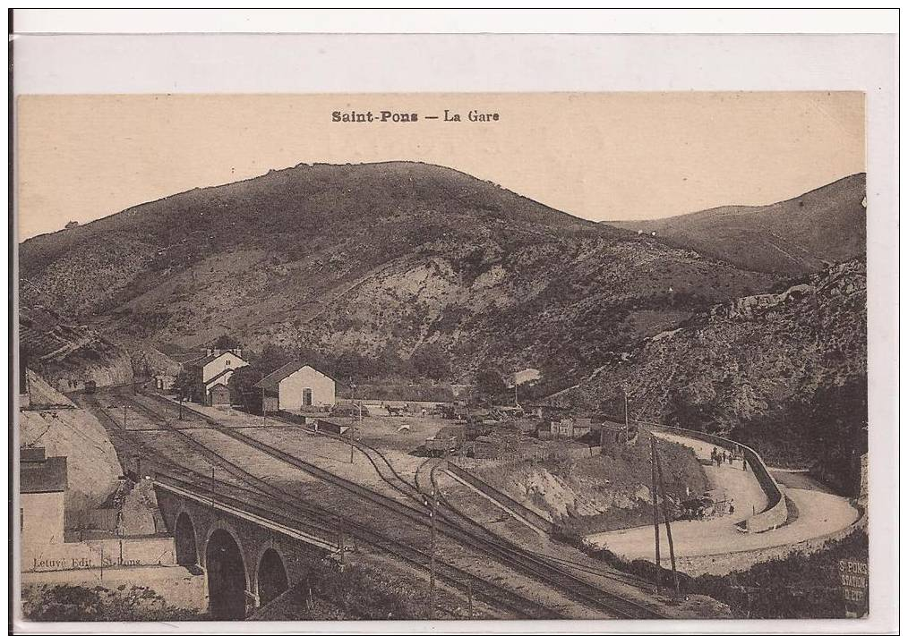 CPA  LA GARE DE SAINT PONS  34 - Stations - Zonder Treinen