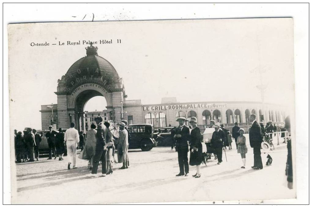 Oostende - Royal Palace Hotel - Mooie Animatie - Oldtimer - 1930 - Uitg. Em. Goes, Oostende - Oostende