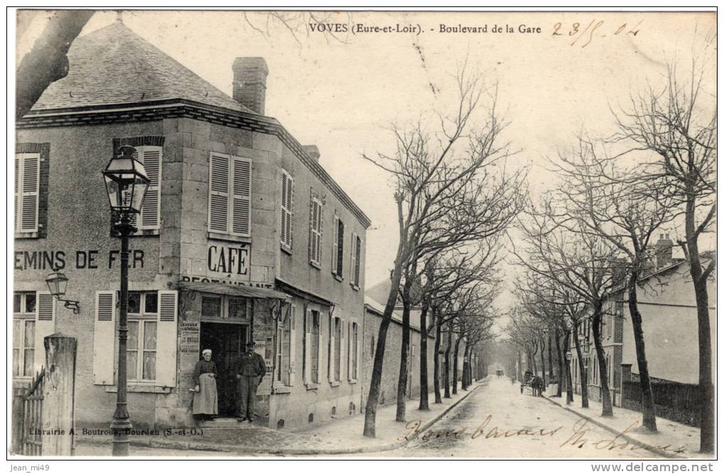 28 - VOVES - LOT DE 6 CARTES - Boulevard De La Gare -rue Du Milieu - Vue Générale - Sucrerie - L'église - Autres & Non Classés