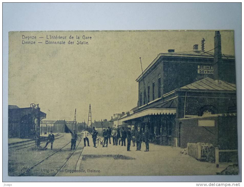 DEINZE  :  L'intérieur De La  GARE - Deinze