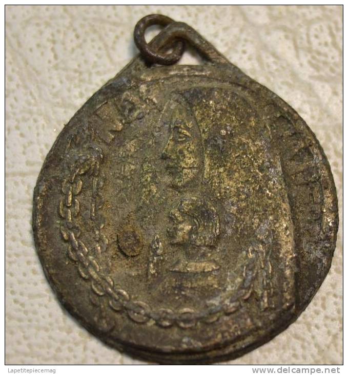 Ancienne Médaille Aumonerie Des Prisonniers De Guerre. Souvenez Vous Des Prisonniers Comme Si Vous étiez Captif Avec Eux - Equipaggiamento