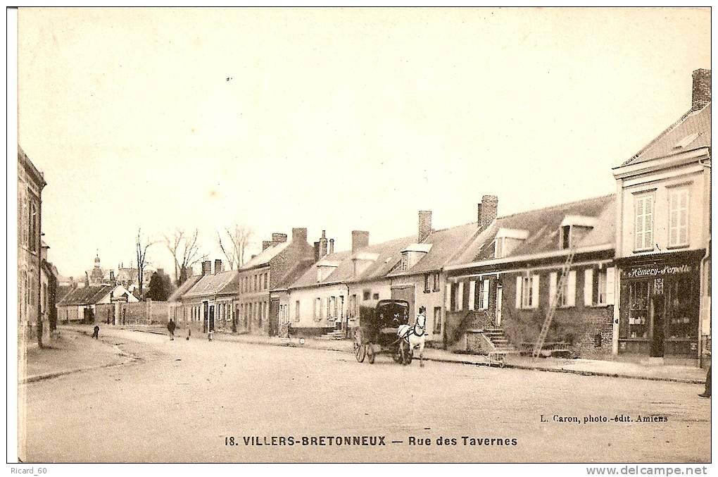 Cpa Villers Bretonneux, Rue Des Tavernes, Attelage - Villers Bretonneux