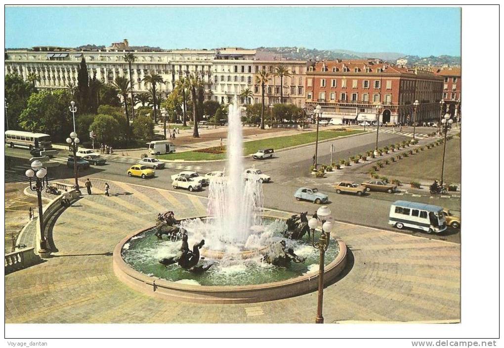 CP, 06, Nice, La Fontaine Et La Place Masséna, Vierge - Squares