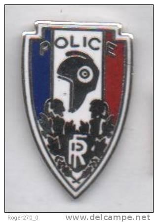 Superbe Pin´s En EGF , Police , Bonnet Phrygien - Police