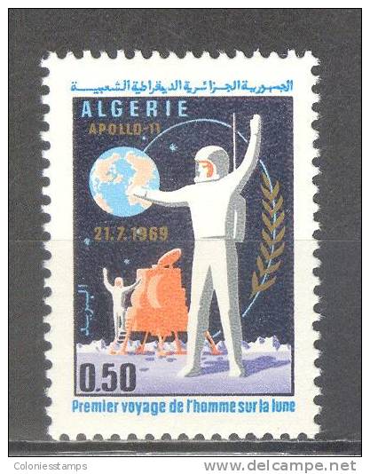 (SA0008) ALGERIA, 1969 (1st Man's Landing On The Moon). Mi # 533. MNH** Stamp - Algérie (1962-...)