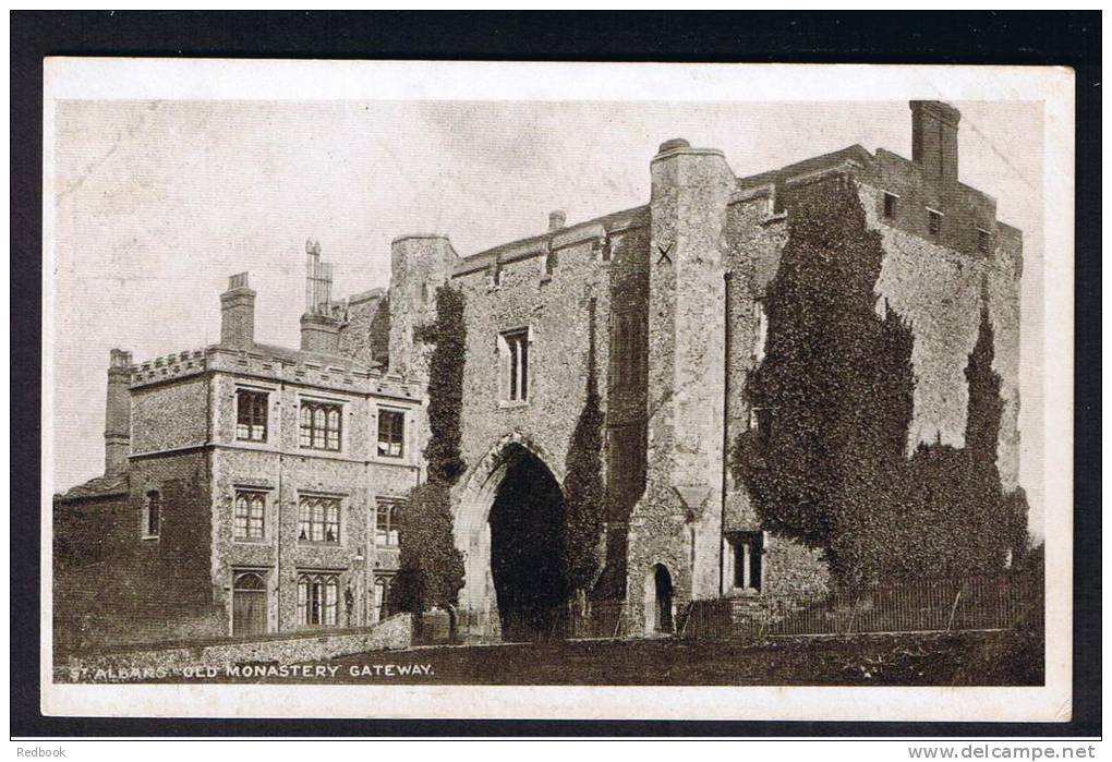 RB 828 - Early Postcard Old Monastery Gateway St Albans Hertfordshire - Hertfordshire