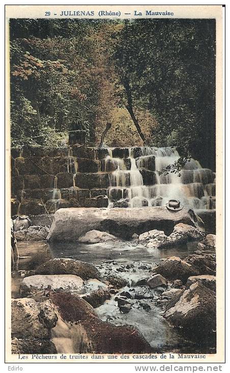 JULIENAS - La Mauvaise - Les Pêcheurs De Truites Dans Une Des Cascades   Timbrée 1935  Excellent état - Julienas