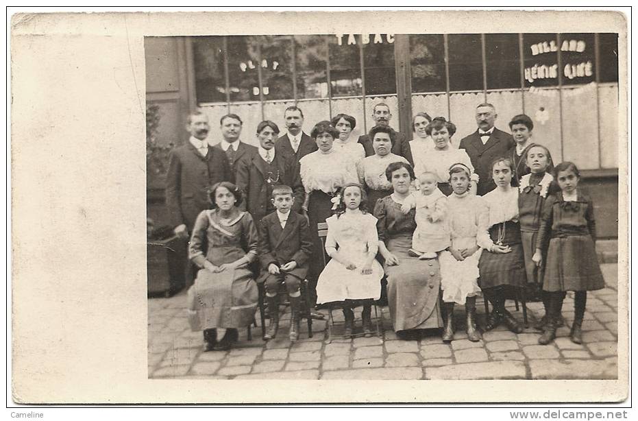 93 . SAINT DENIS . A Identifier - Carte Photo - Monflanquin