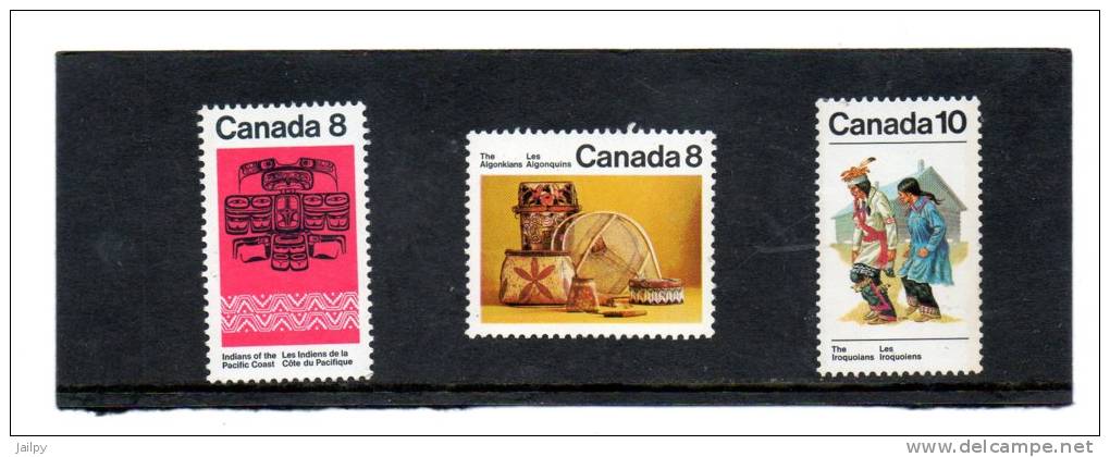 3 Timbres Du Canada Avec Indiens   (neufs Avec Légère Adhérence) - American Indians