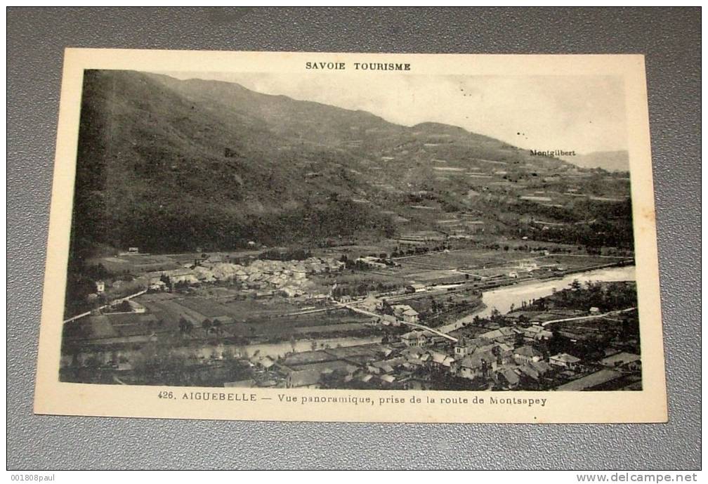 Aiguebelle - Vue Panoramique , Prise De La Route De Montsapey - Aiguebelle