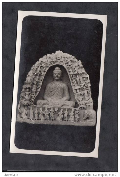 CPA Photo - PESHAWAR Museum - Buddha - Pakistán